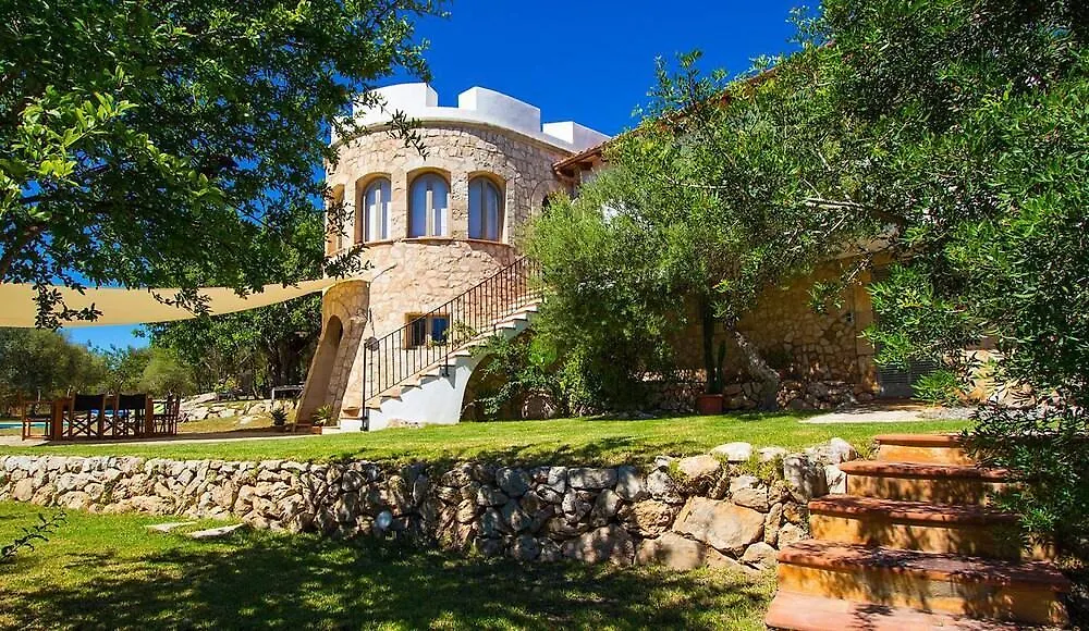 Villa With Pool Near The Beach - Es Garrover Cala Millor  İspanya